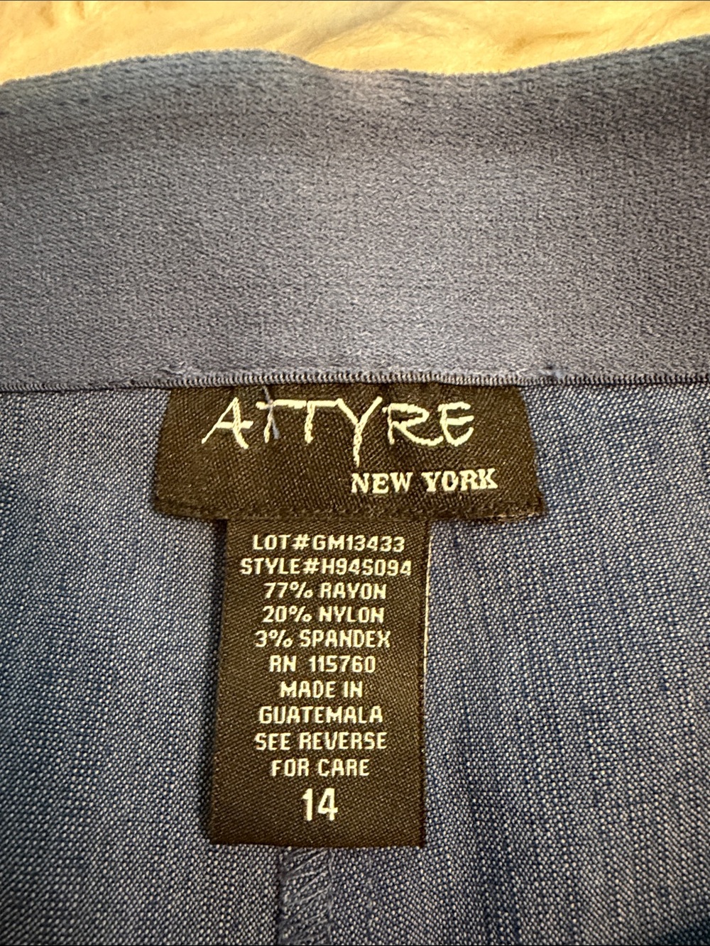 Attyre  Blue Denim Mini Skorts with Colorful Button Row size 14 brand new L15 - Picture 4 of 8